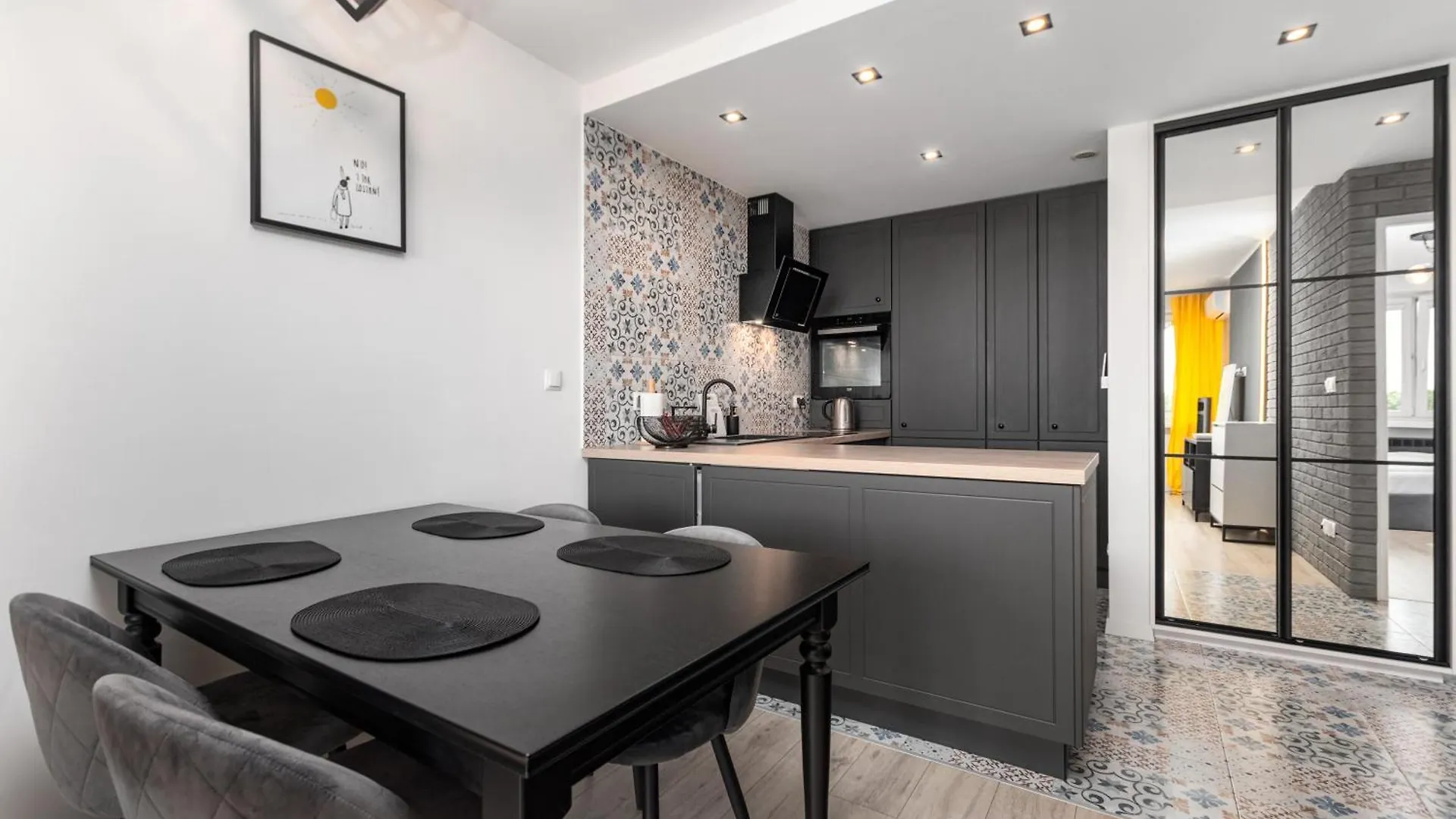Gornoslaska 1 By Homeprime Warsaw Poland