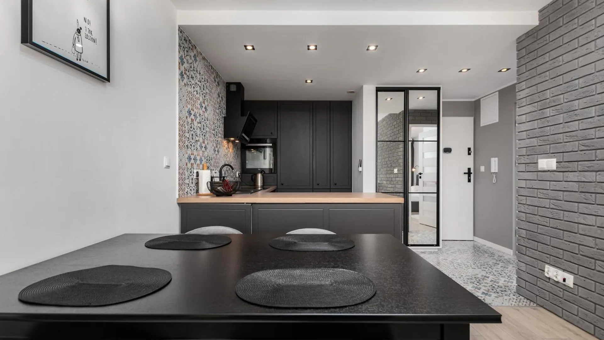 Gornoslaska 1 By Homeprime Warsaw Apartment